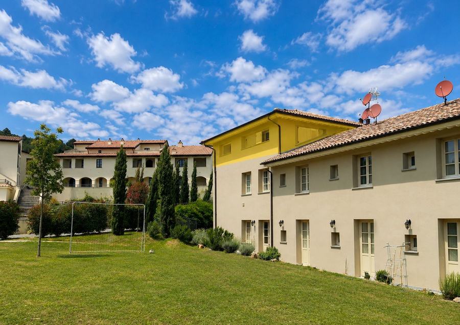 Tuscan borgo apartment in the Pisa hills
