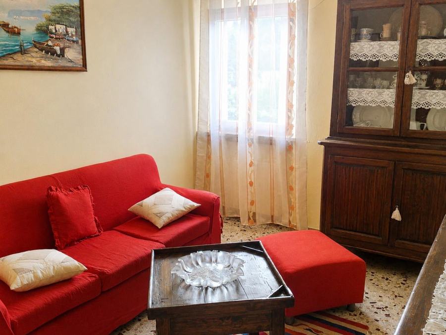 Bright two-bedroom apartment with character, Tuscany — photo 2