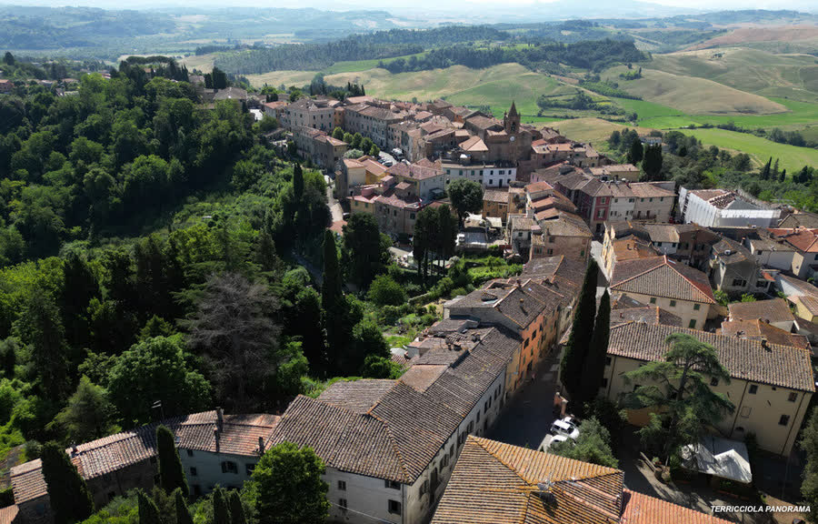 Terricciola and the surrounding hills